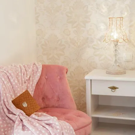 On The Coast-jere Apartment